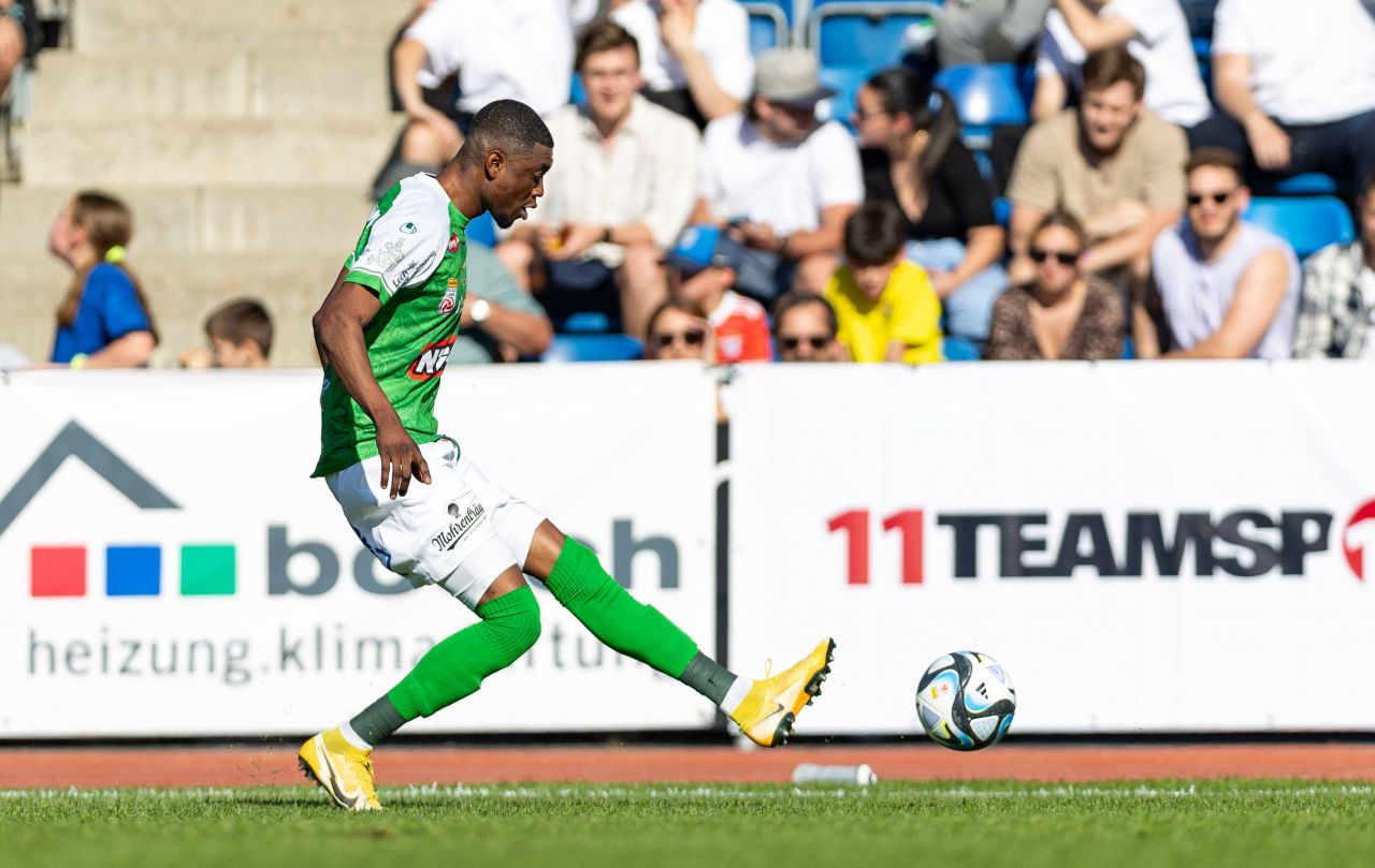 Portretul lui Kennedy Boateng, noul fundaș central de la Dinamo! ”Un apărător de clasă, încearcă mereu să compenseze erorile coechipierilor”_6