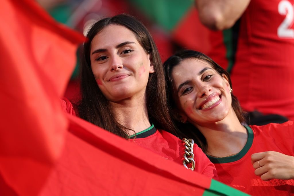 Frumusețile de la EURO 2024! Imagini spectaculoase cu fanele care au făcut senzație în tribune _40