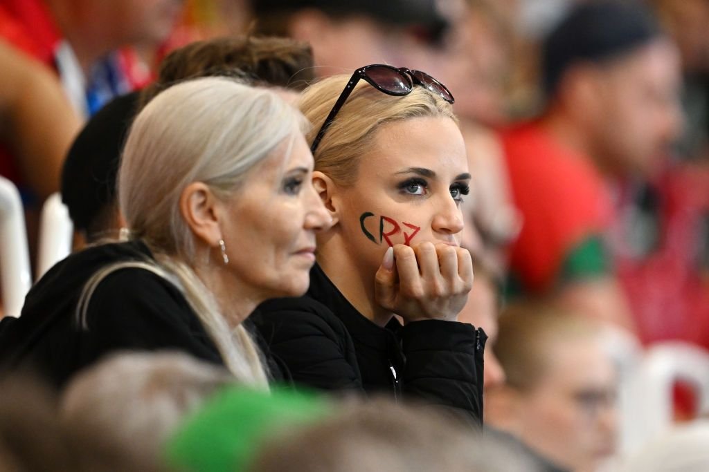 Frumusețile de la EURO 2024! Imagini spectaculoase cu fanele care au făcut senzație în tribune _41