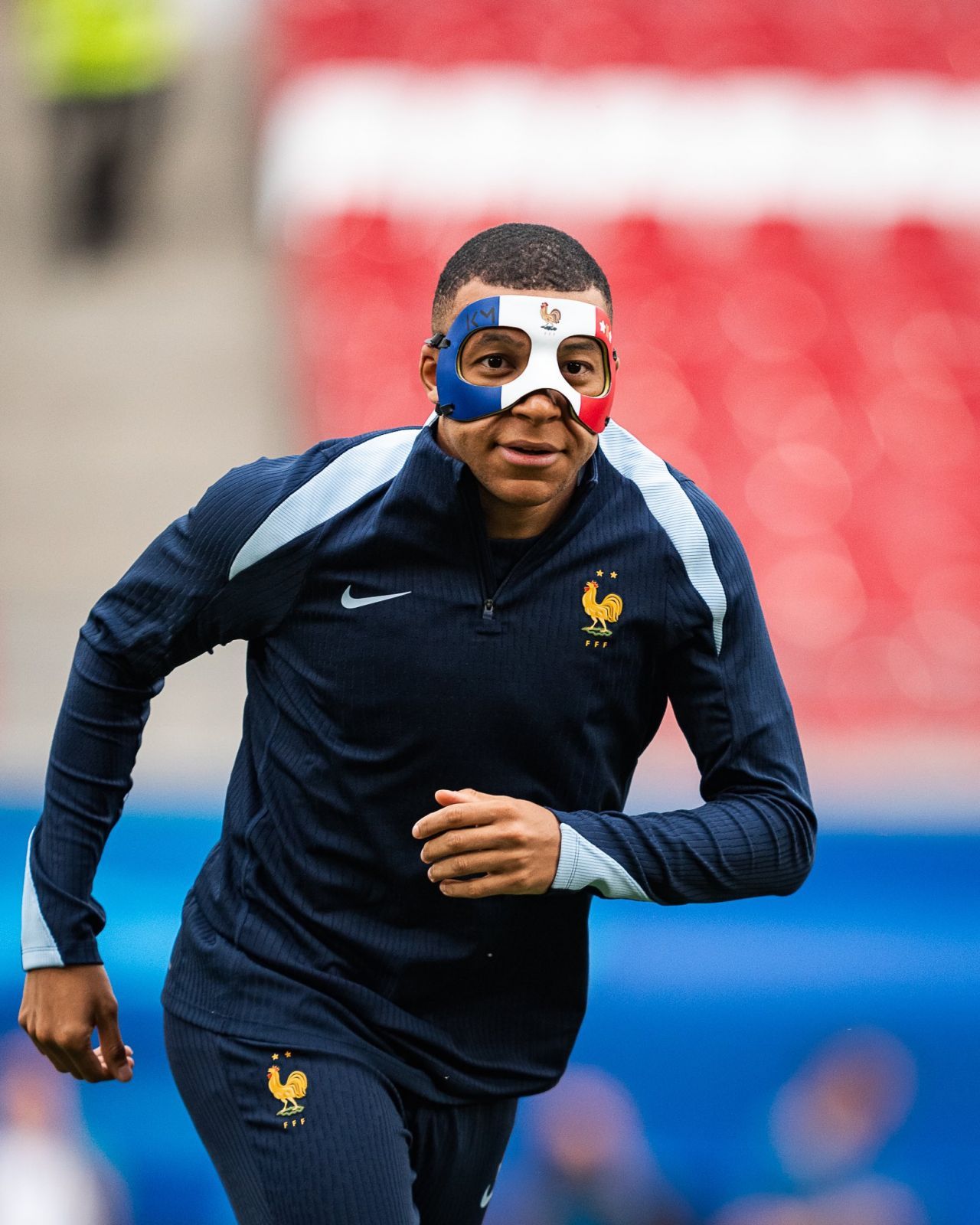 Cum arată masca lui Kylian Mbappe pentru meciul Franța - Olanda + ce spune Didier Deschamps_4