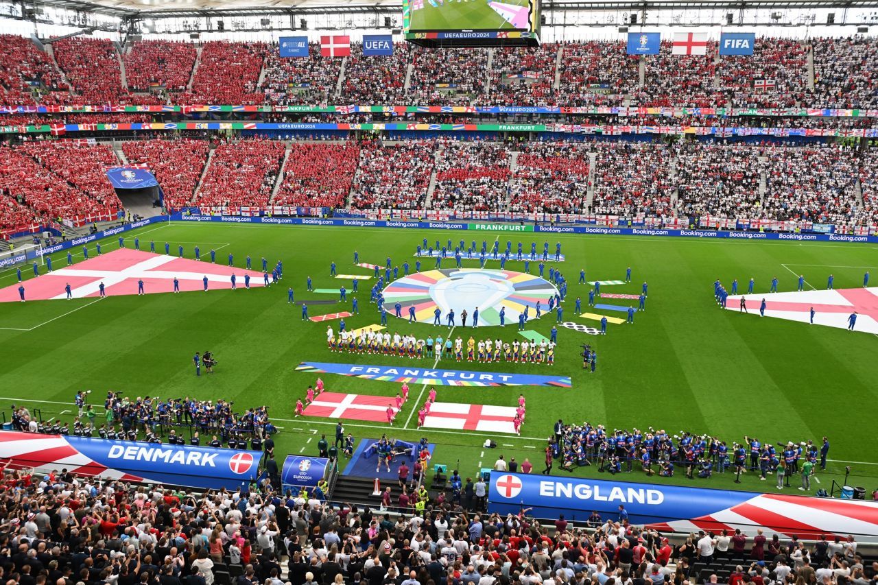Meciurile de la EURO 2024 îi țin pe români în fața televizoarelor! Noi confruntări de neratat, la PRO ARENA, PRO TV și pe VOYO!_2