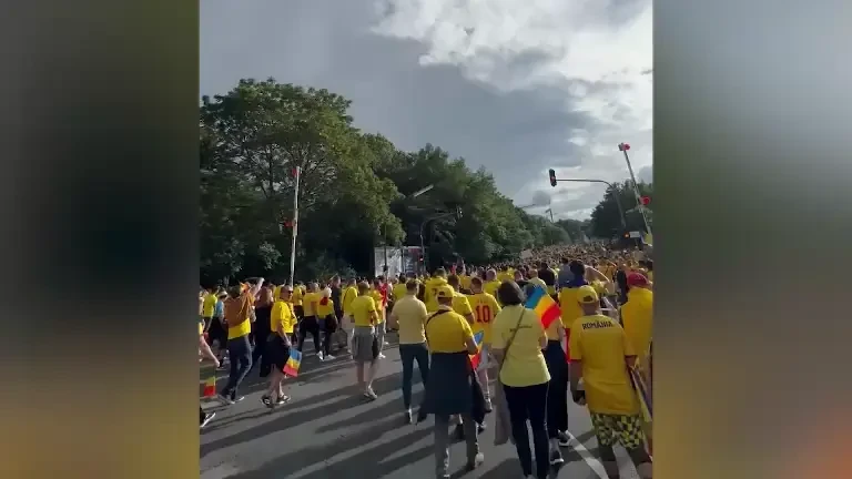 Străzile din Koln, inundate de suporterii tricolorilor