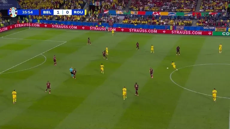 România - Belgia | Minutul 36: Ocazie România!