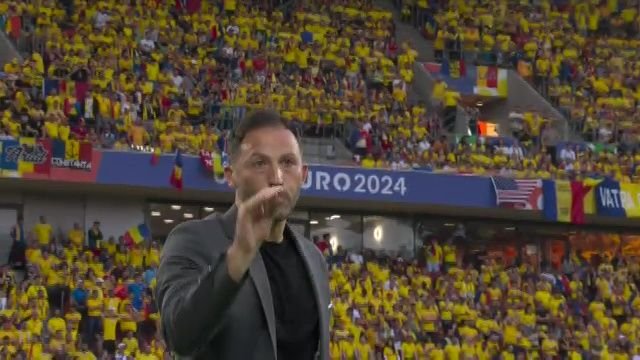 Domenico Tedesco, furios după golul Belgiei contra României. Semnele făcute de selecționer în fața camerelor_5