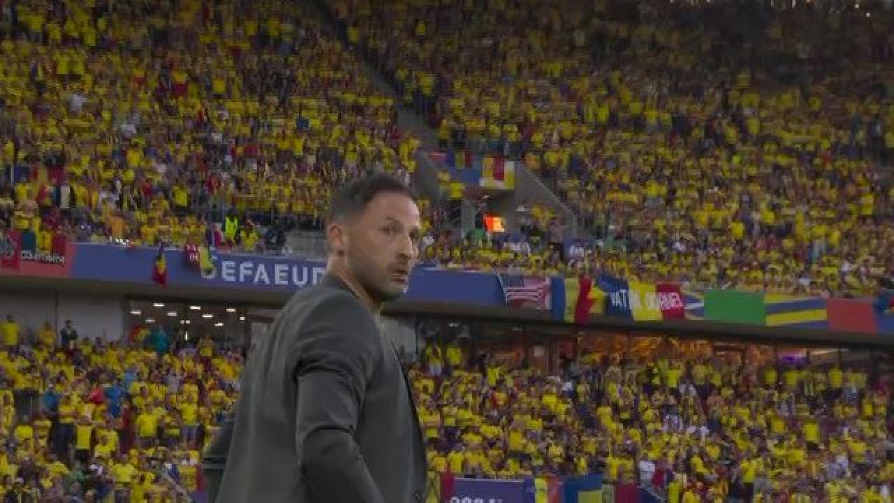 Domenico Tedesco, furios după golul Belgiei contra României. Semnele făcute de selecționer în fața camerelor_8