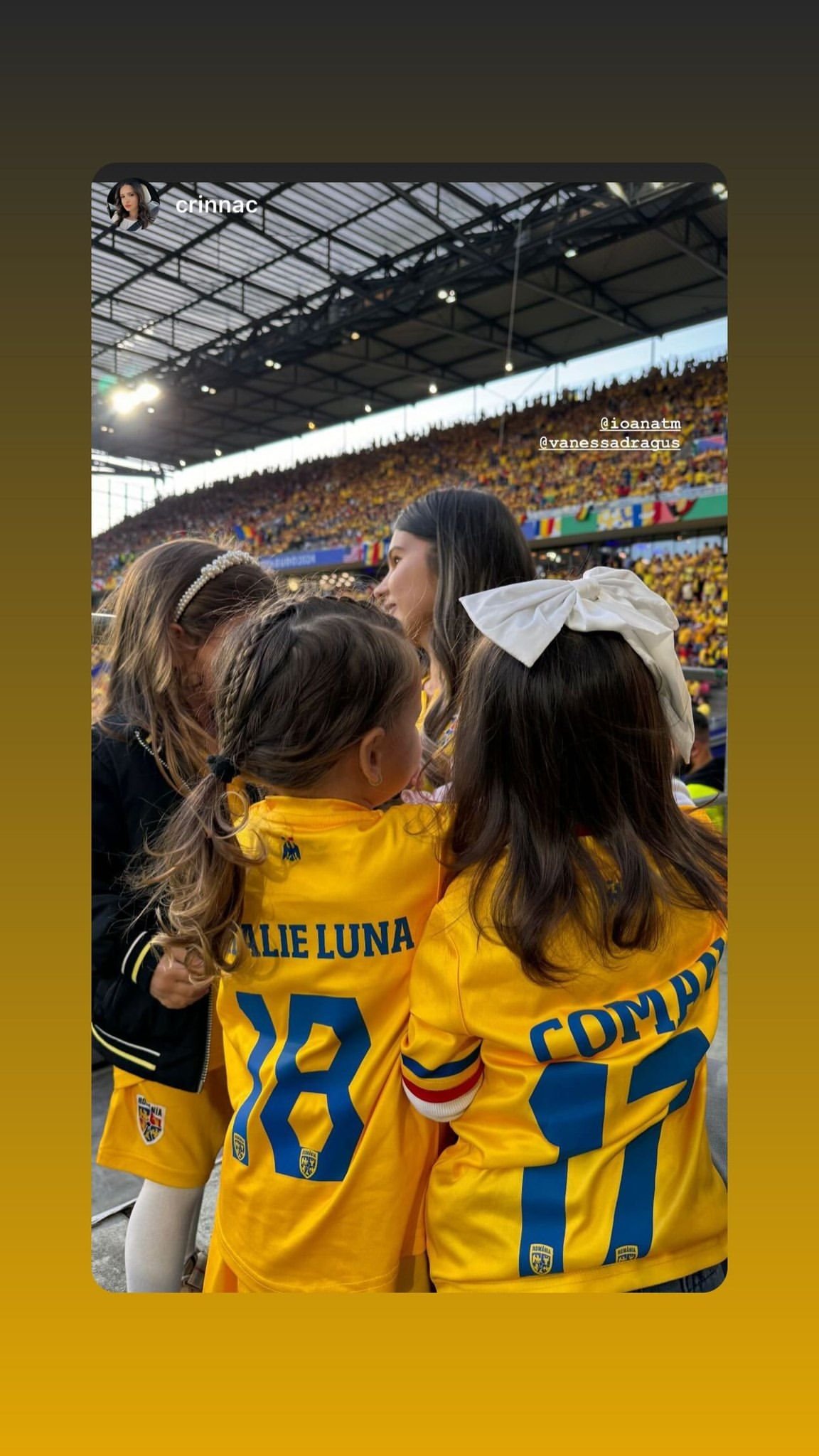 Partenerele le-au fost alături tricolorilor și după înfrângerea cu Belgia. Gestul făcut de iubita lui Radu Drăgușin_12