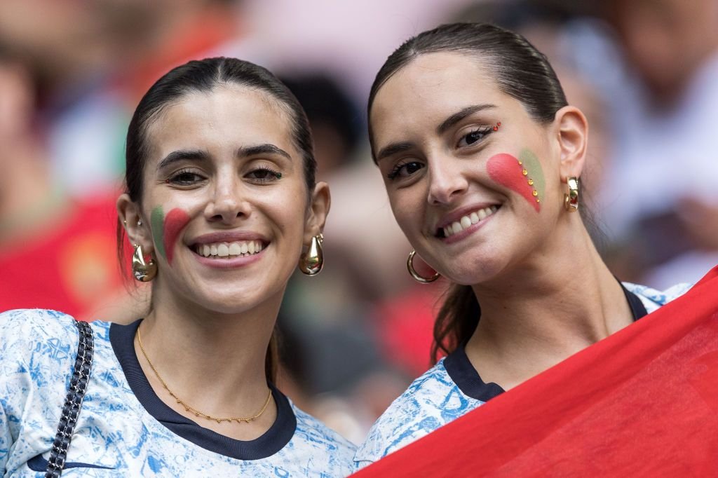 Frumusețile de la EURO 2024! Imagini spectaculoase cu fanele care au făcut senzație în tribune _52