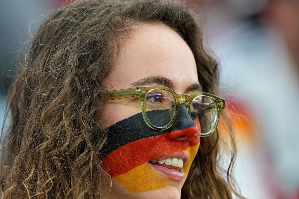 Frumusețile de la EURO 2024! Imagini spectaculoase cu fanele care au făcut senzație în tribune _54