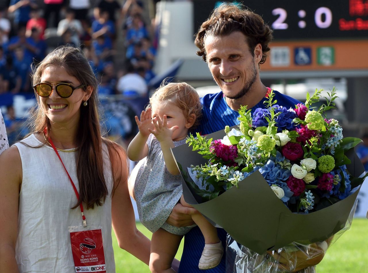 După sute de meciuri în fotbalul mare, Diego Forlán s-a apucat de tenis profesionist: cum se descurcă uruguayanul_7