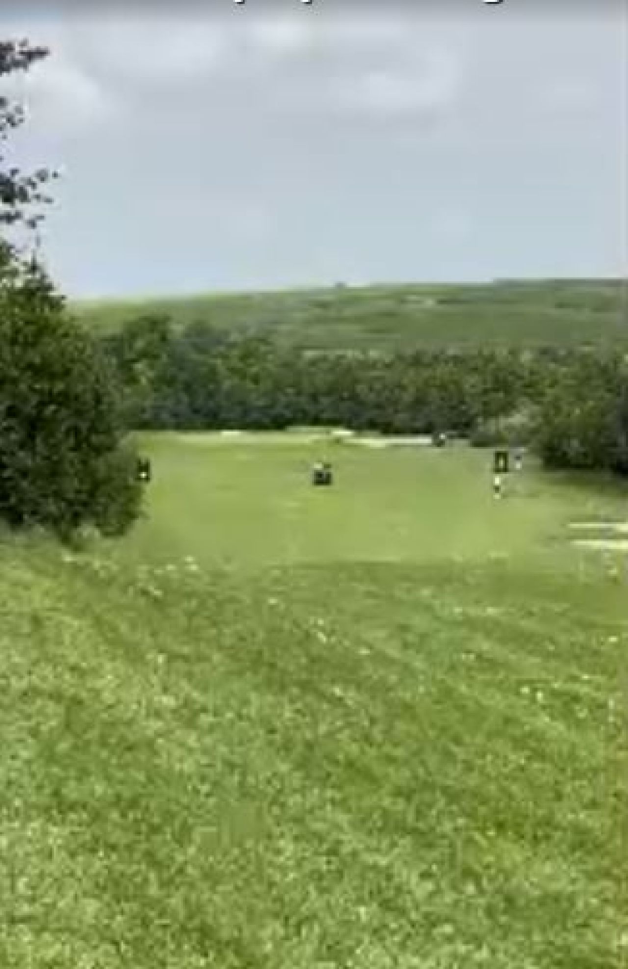 Slovacii s-au 'antrenat' pentru vacanță înaintea meciului cu România! Cum au fost surprinși_4