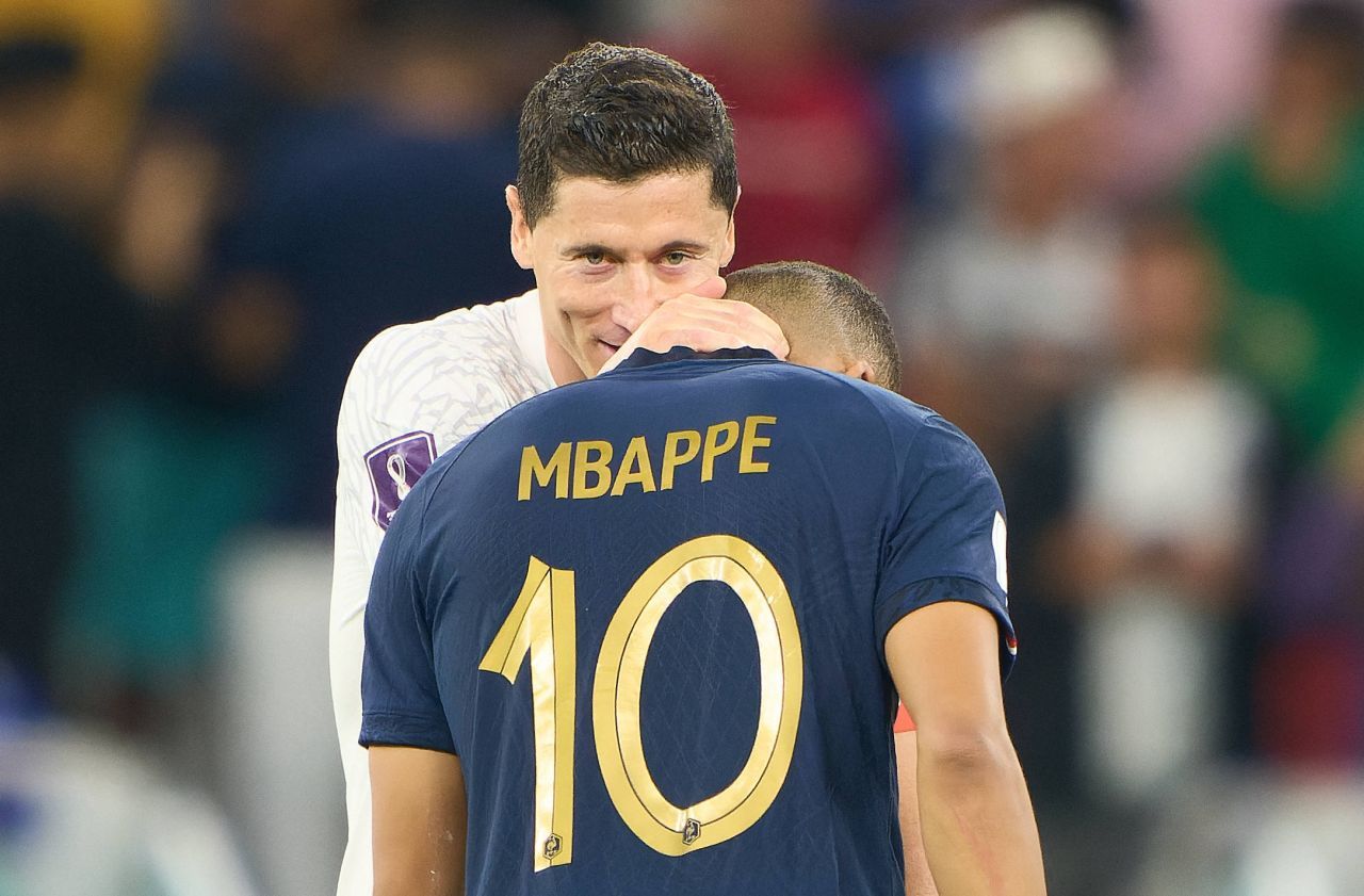 Lewandowski a văzut că Mbappe va evolua cu mască împotriva Poloniei și a reacționat imediat_1