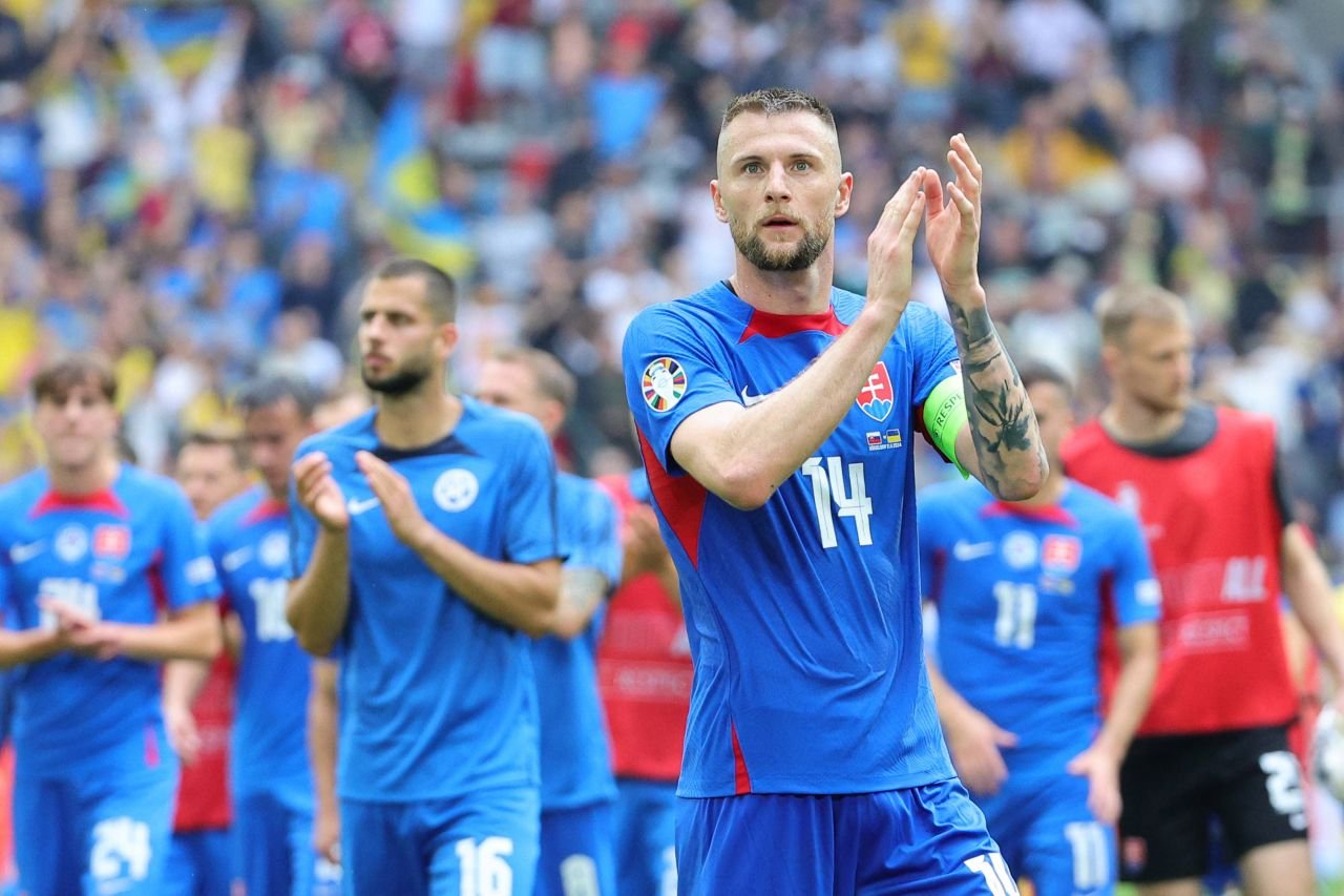 Insinuează slovacii că am fi avut noroc cu Ucraina? Un nou secret dezvăluit despre mingea folosită la EURO 2024_10
