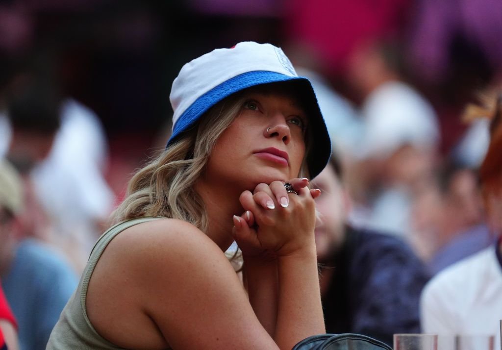 Frumusețile de la EURO 2024! Imagini spectaculoase cu fanele care au făcut senzație în tribune _69