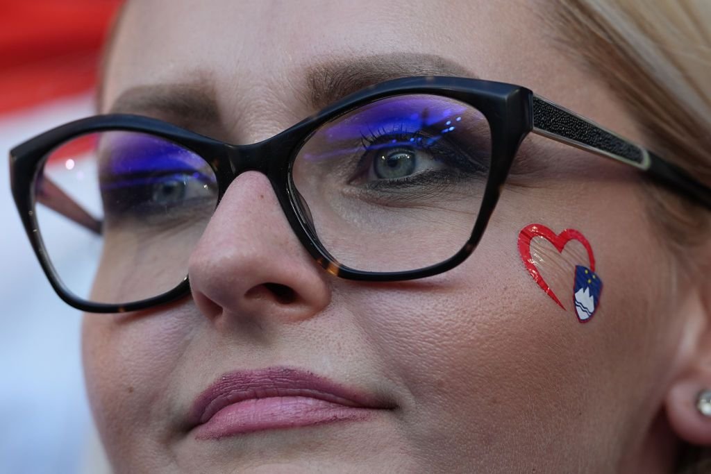 Frumusețile de la EURO 2024! Imagini spectaculoase cu fanele care au făcut senzație în tribune _70