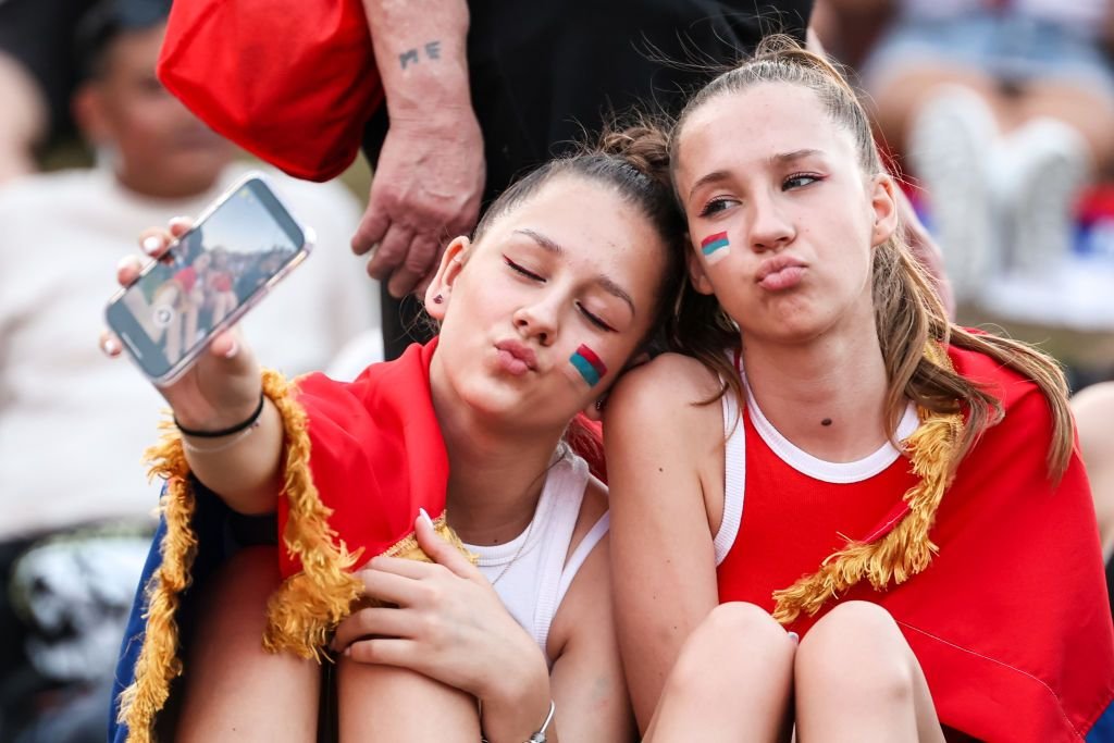 Frumusețile de la EURO 2024! Imagini spectaculoase cu fanele care au făcut senzație în tribune _75