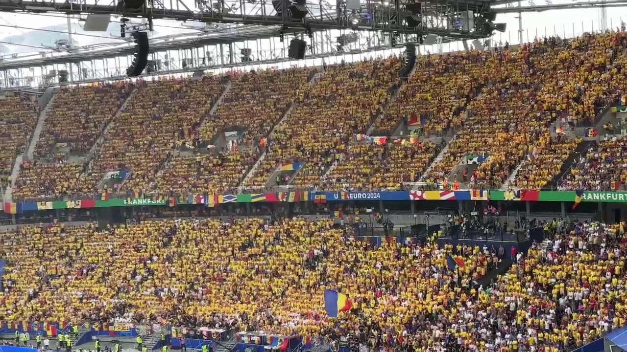 Frankfurt e galben! Atmosferă superbă la România - Slovacia_1