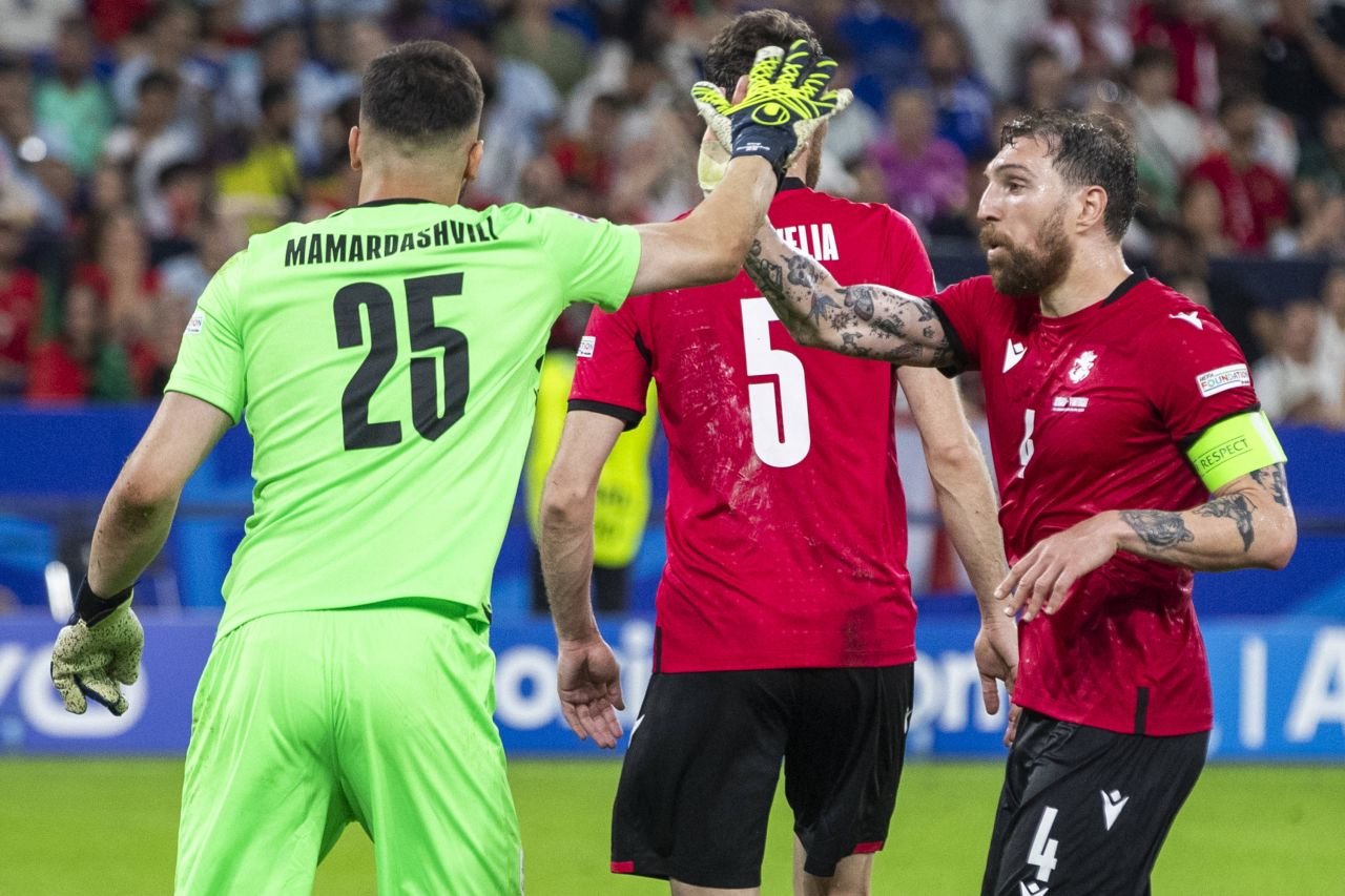 Recordul de la EURO deținut de portarul lui Dinamo a fost egalat de goalkeeper-ul revelației Georgia, Giorgi Mamardashvili!_20