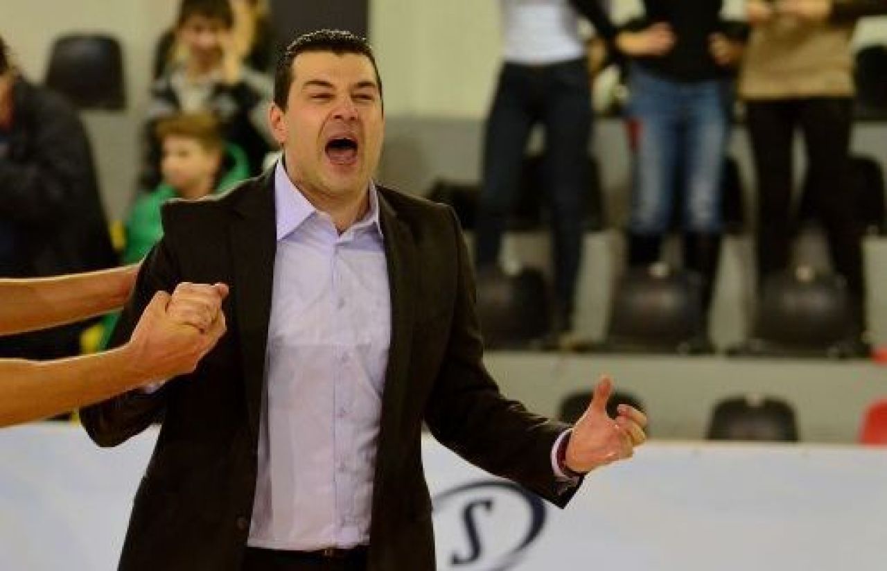 Antrenor nou la Dinamo! Un specialist al Cupei, cu patru trofee câștigate în țările din fosta Iugoslavie_1