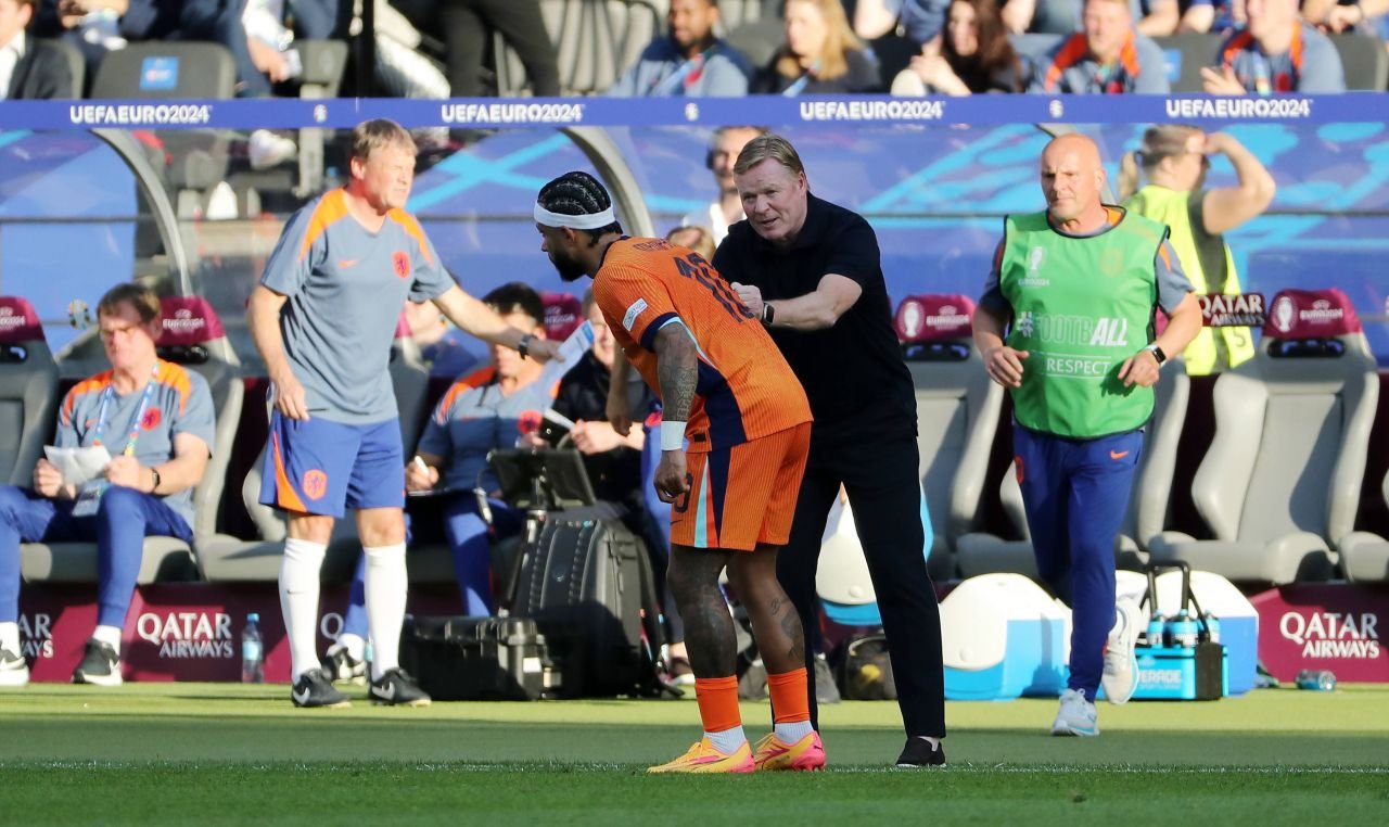 România - Olanda I Profităm de haosul de la naționala Olandei? Selecționerul Ronald Koeman și-a făcut praf jucătorii de față cu toată lumea_4