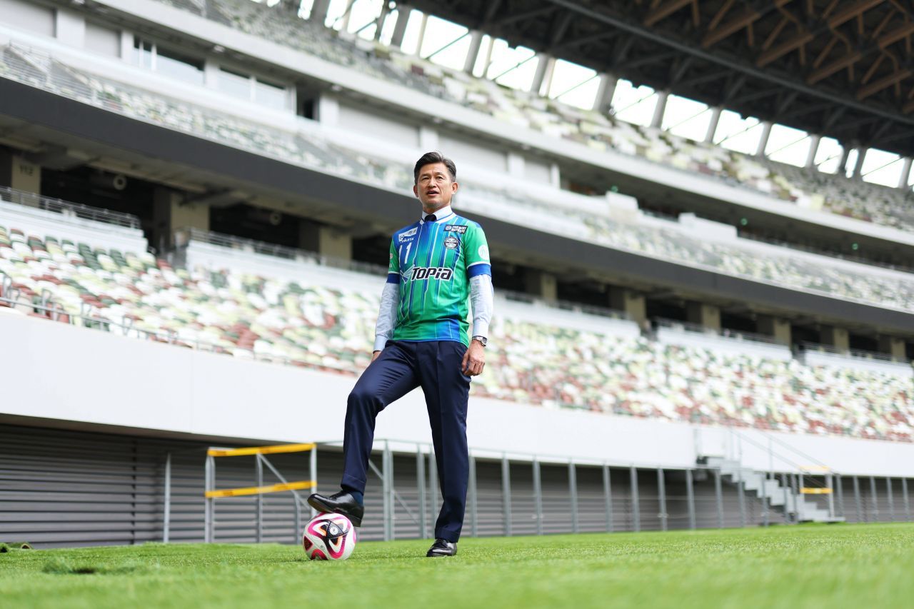 La 57 de ani, fenomenul Kazuyoshi Miura a semnat un nou contract după ce în ultimul sezon a jucat în Portugalia!_6