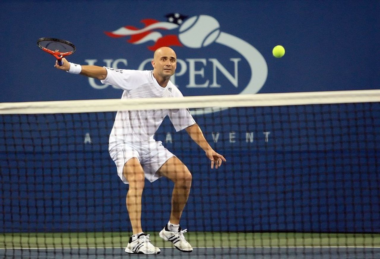 „Dacă spun 'România', la ce vă gândiți?” Ce i-au răspuns Steffi Graf și Andre Agassi Andreei Esca_15