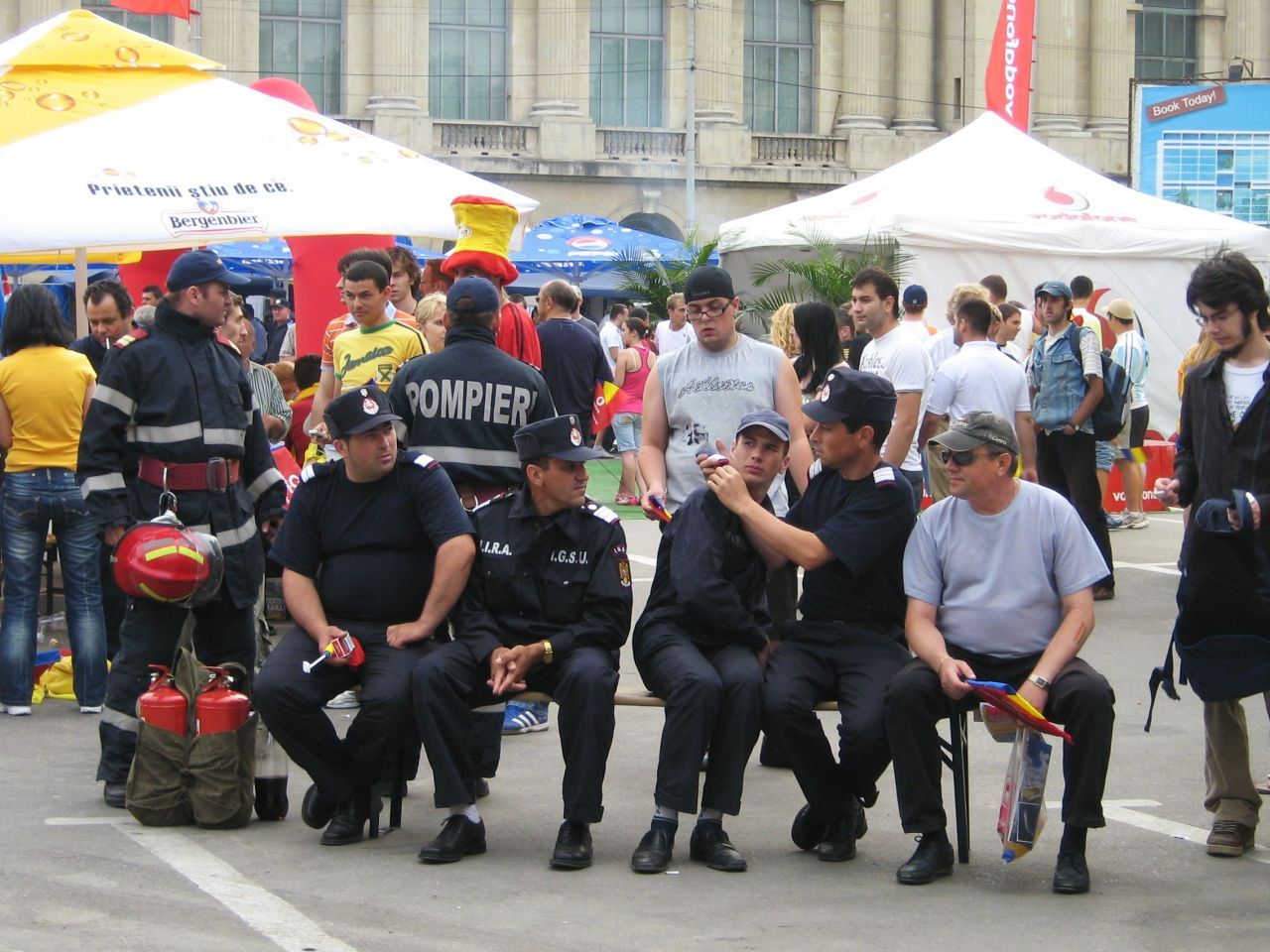 Imagini de colecție din 2008. Cum au trăit fanii naționalei meciul cu Olanda în