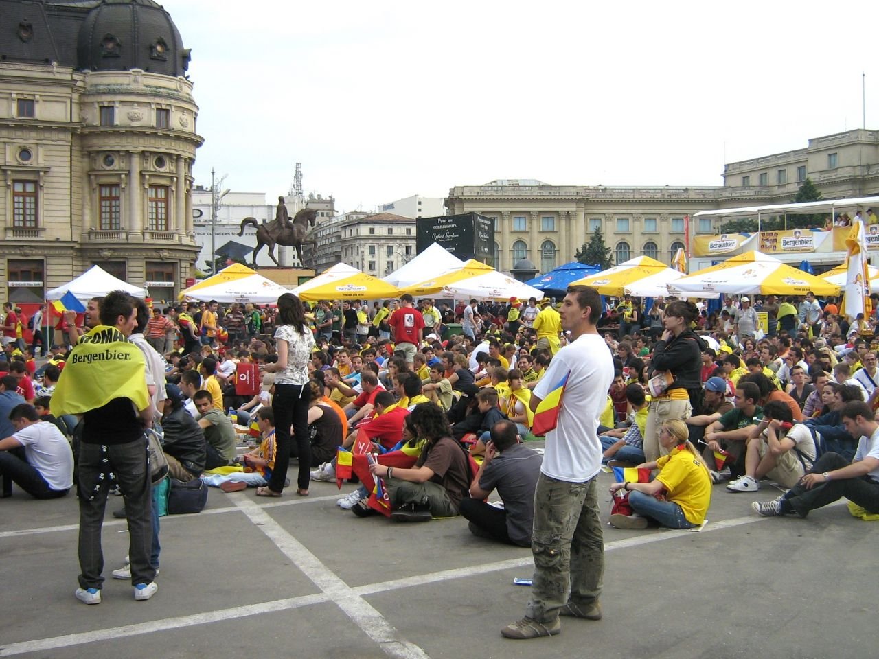 Imagini de colecție din 2008. Cum au trăit fanii naționalei meciul cu Olanda în 