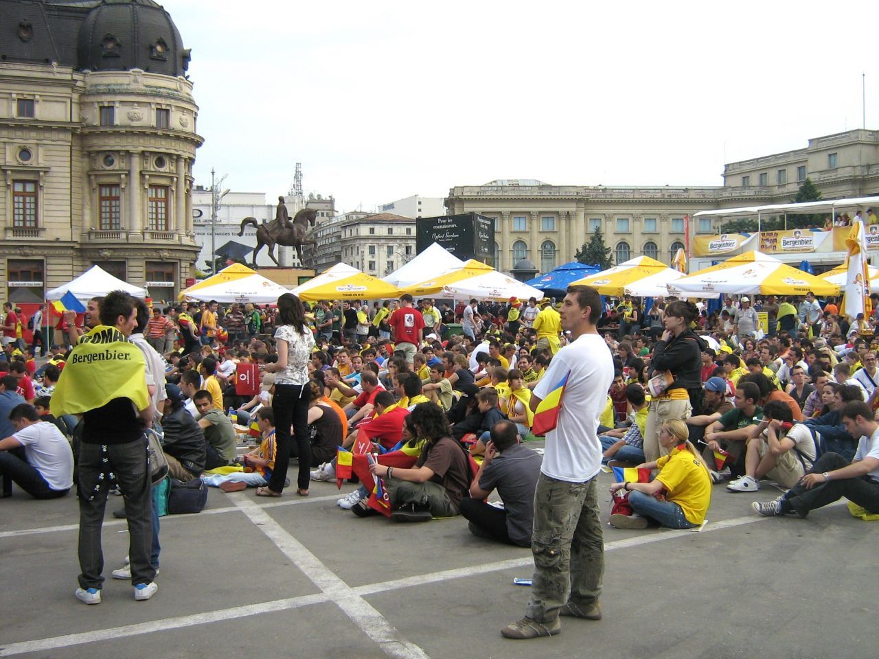 Imagini de colecție din 2008. Cum au trăit fanii naționalei meciul cu Olanda în