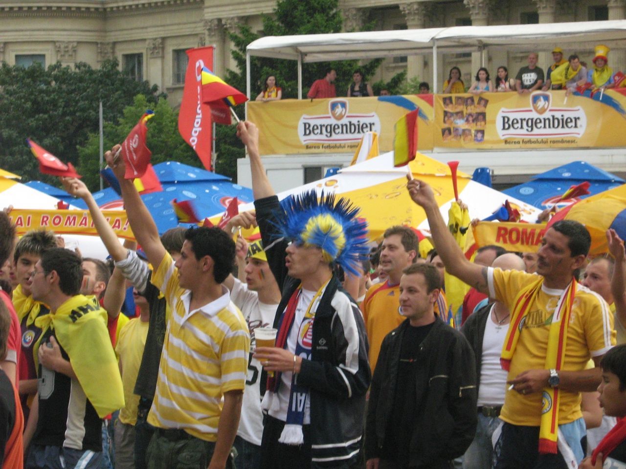 Imagini de colecție din 2008. Cum au trăit fanii naționalei meciul cu Olanda în