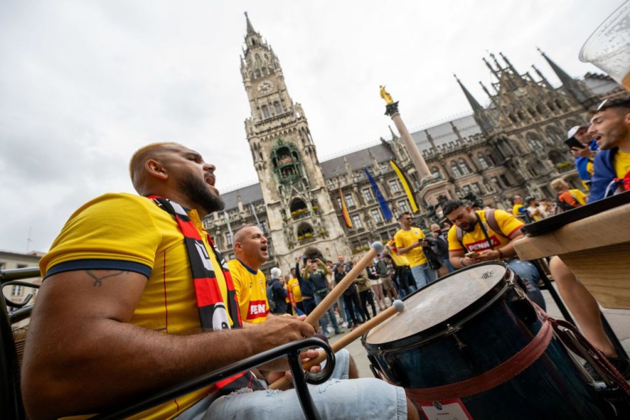 Olandezii au văzut ce fac românii la Munchen și au folosit un singur cuvânt pentru a descrie ce se întâmplă_3