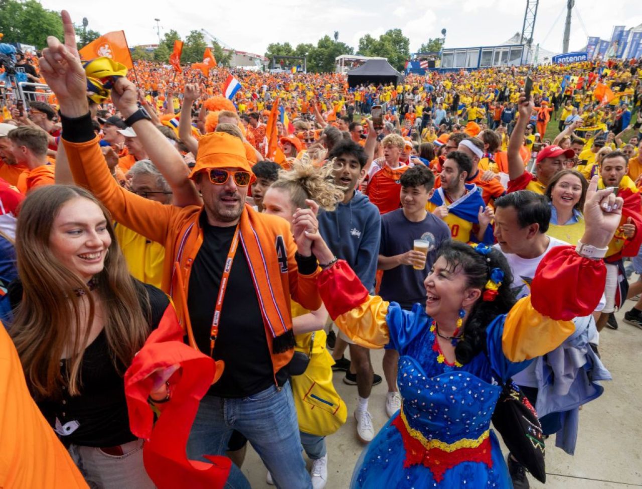 Olandezii au văzut ce fac românii la Munchen și au folosit un singur cuvânt pentru a descrie ce se întâmplă_7