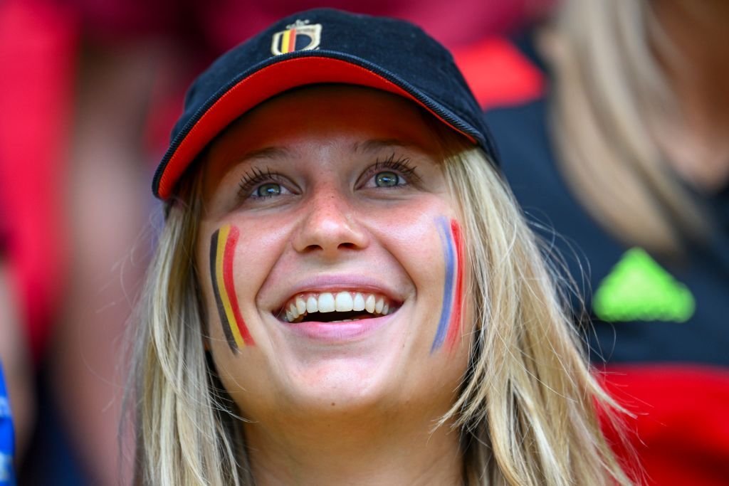 Frumusețile de la EURO 2024! Imagini spectaculoase cu fanele care au făcut senzație în tribune _88