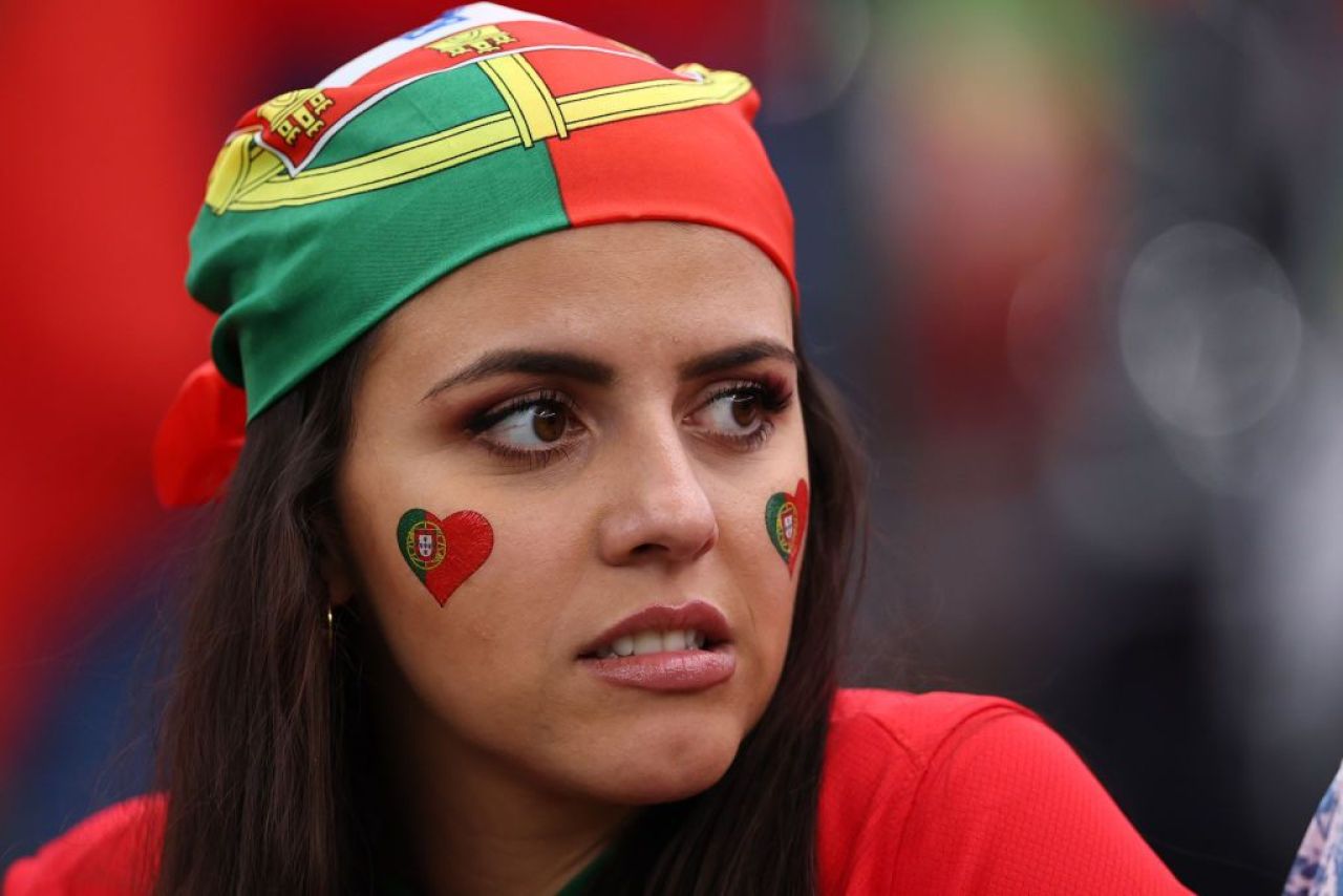 Frumusețile de la EURO 2024! Imagini spectaculoase cu fanele care au făcut senzație în tribune _95
