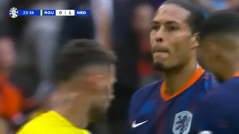 Rom&acirc;nia - Olanda | Minutul 25: Ocazie Olanda!