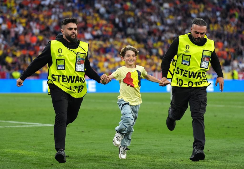 Propunere în direct. Ce urmează pentru naționala României după eliminarea de la EURO 2024: 