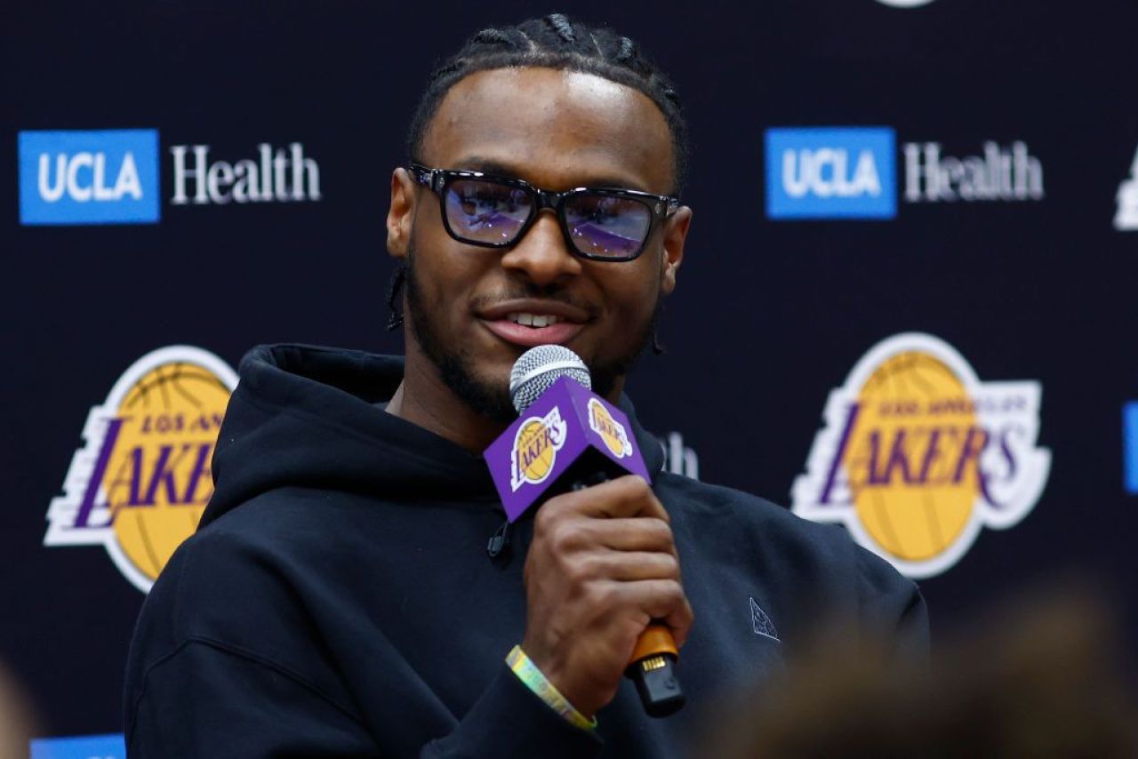 LeBron James e acuzat de fanii lui Los Angeles Lakers că și-a șantajat clubul!_7