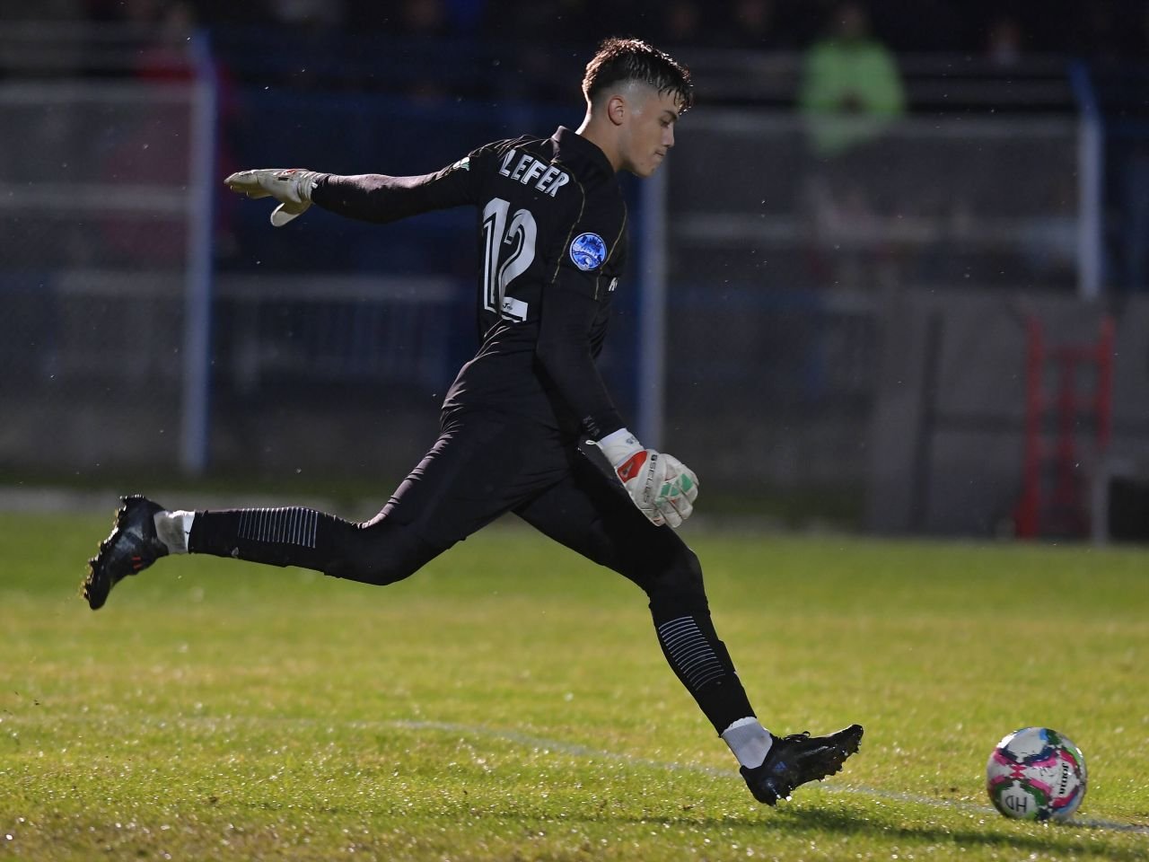 A făcut 3-3 cu FCSB, la 16 ani! „Eroul” din finala Cupei României poate lăsa rezervă pe Ghencea un titular din Superligă_13