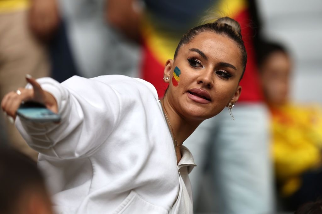 Frumusețile de la EURO 2024! Imagini spectaculoase cu fanele care au făcut senzație în tribune _98