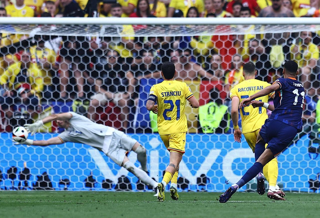 Reacție excepțională îndreptată către Florin Niță în ziua în care portarul împlinește 37 de ani_6