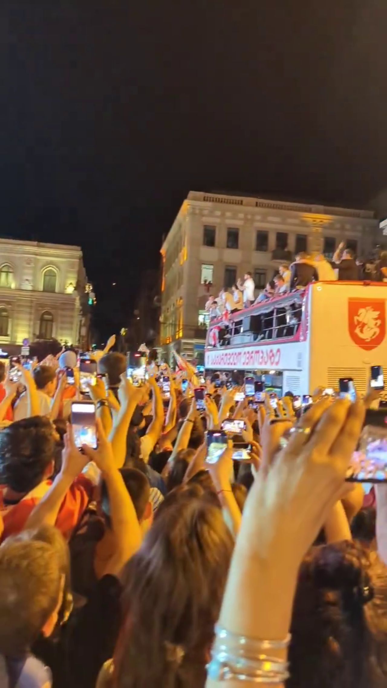Atenție, vin eroii! Cum au fost întâmpinați jucătorii Georgiei după performanța de la EURO 2024_12
