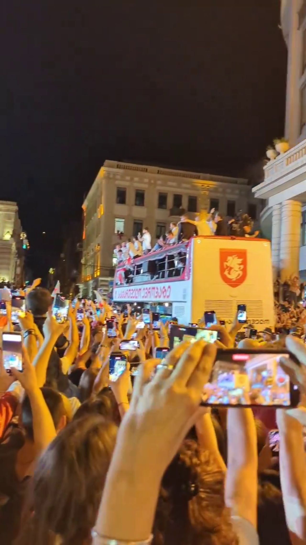 Atenție, vin eroii! Cum au fost întâmpinați jucătorii Georgiei după performanța de la EURO 2024_1
