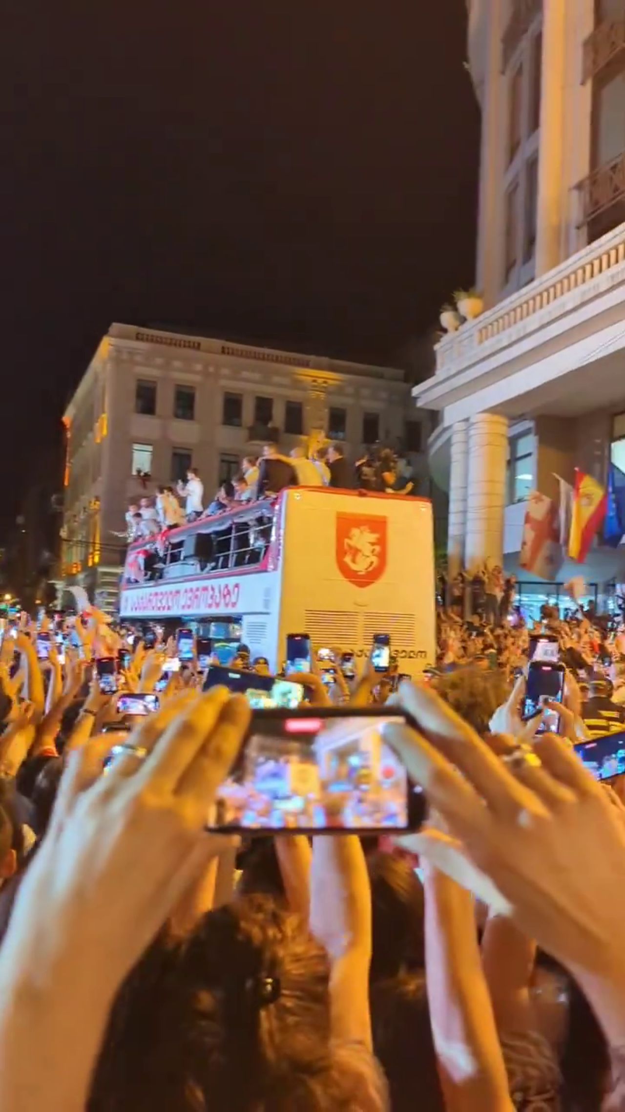 Atenție, vin eroii! Cum au fost întâmpinați jucătorii Georgiei după performanța de la EURO 2024_15
