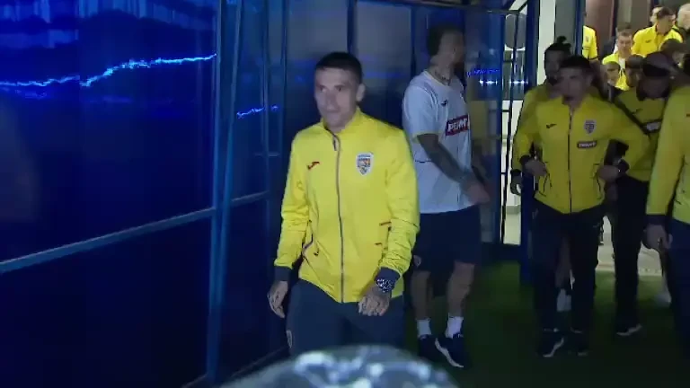 Cum au fost întâmpinați tricolorii la Mogoșoaia, de suporterii României (04.07.2024)