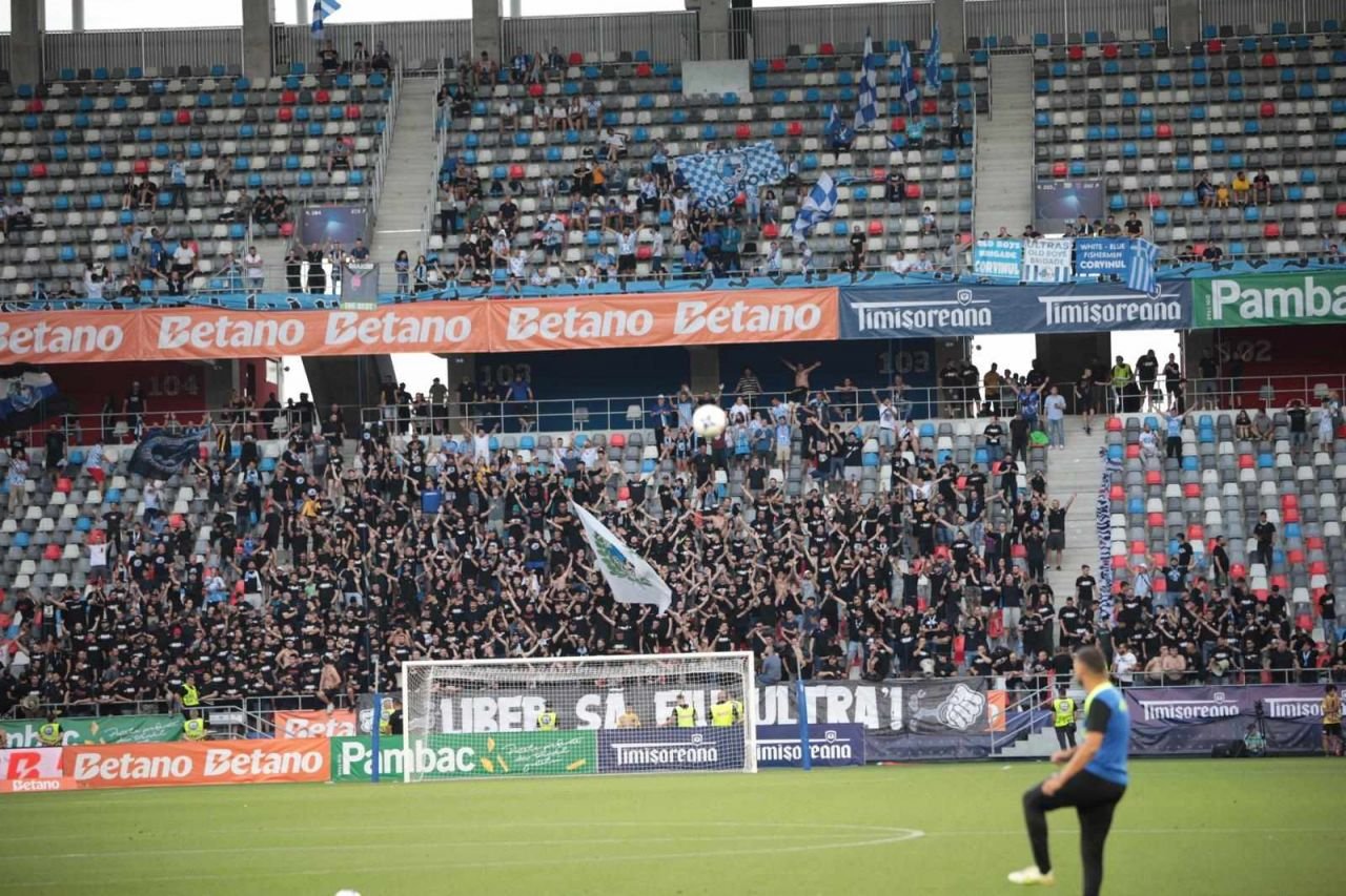 Atmosfera incendiară la primul meci al sezonului! Ce s-a întâmplat pe stadionul din Ghencea la Supercupa României_5