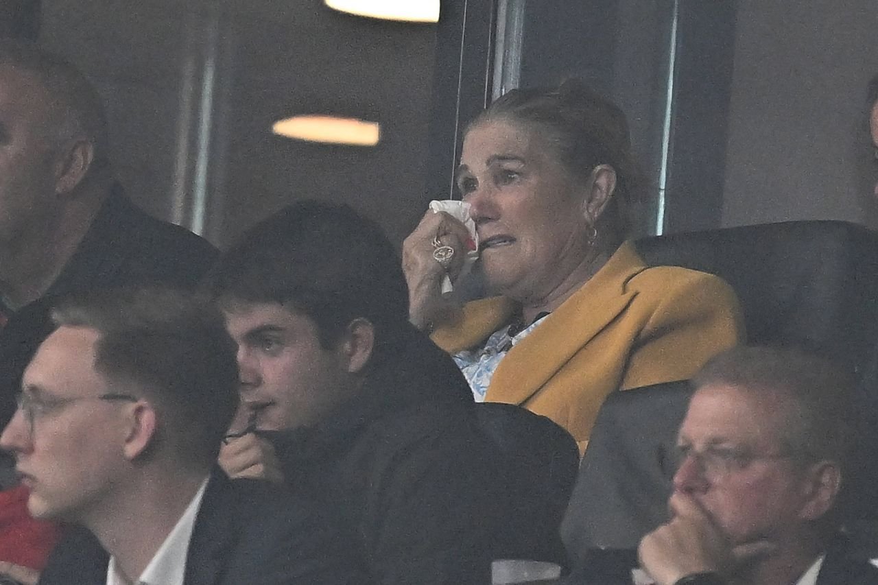 Decizia luată de mama lui CR7 pentru meciul cu Franța, după ce a plâns amarnic la penalty-ul ratat de fiul său în optimi_17