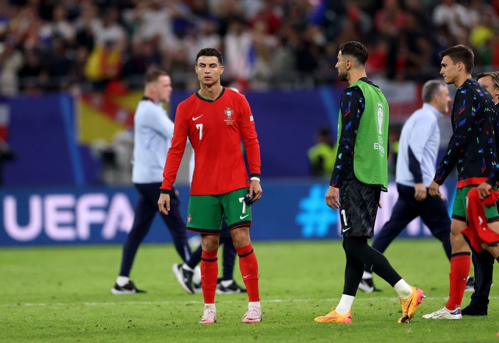 Moment superb: ce a făcut Cristiano Ronaldo imediat după eliminarea Portugaliei de la EURO 2024_8