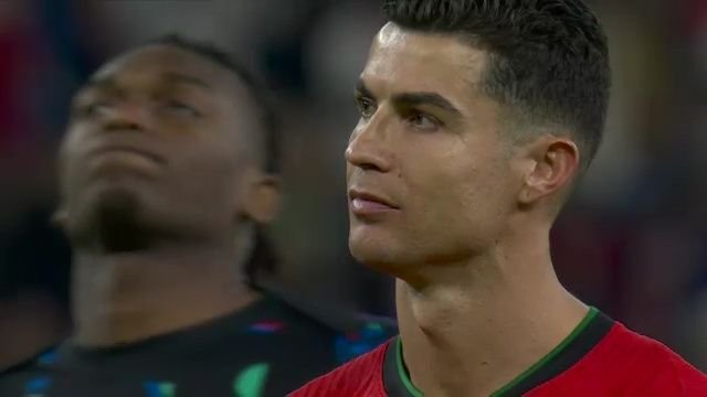 Moment superb: ce a făcut Cristiano Ronaldo imediat după eliminarea Portugaliei de la EURO 2024_15