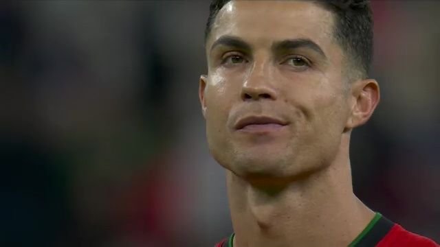 Moment superb: ce a făcut Cristiano Ronaldo imediat după eliminarea Portugaliei de la EURO 2024_17