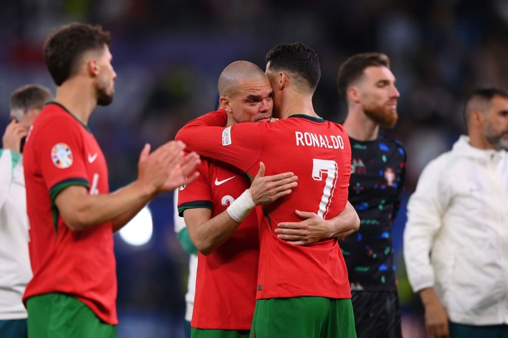 Moment superb: ce a făcut Cristiano Ronaldo imediat după eliminarea Portugaliei de la EURO 2024_25