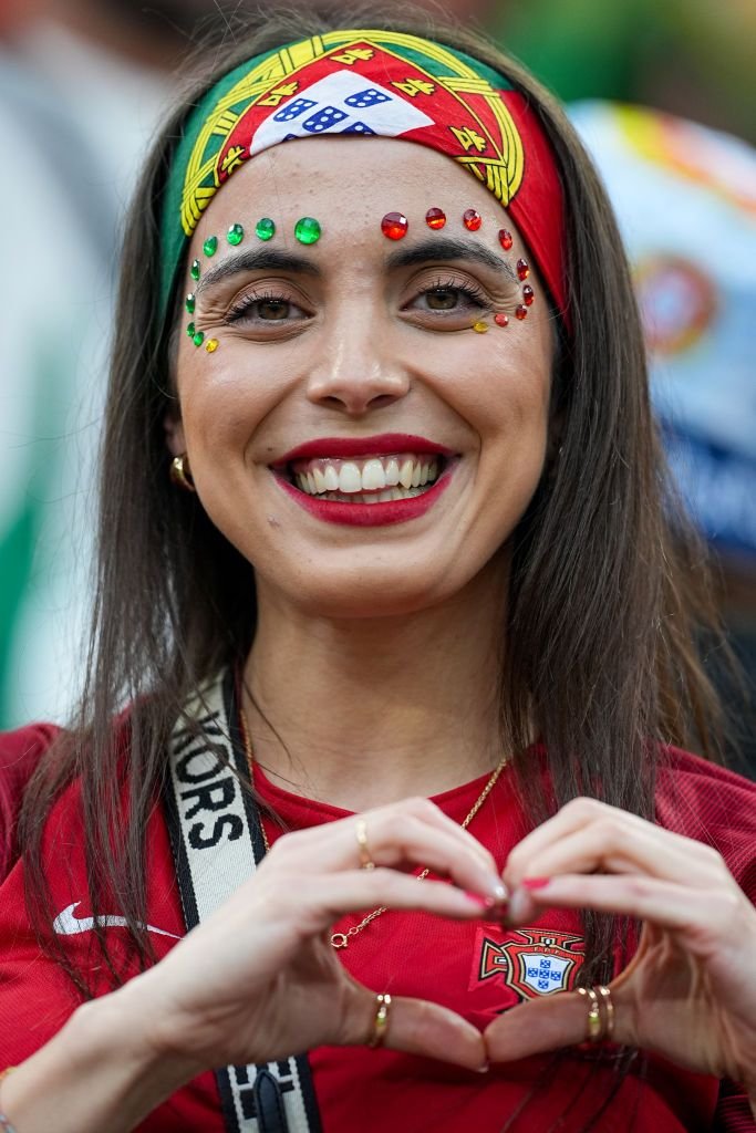 Frumusețile de la EURO 2024! Imagini spectaculoase cu fanele care au făcut senzație în tribune _101